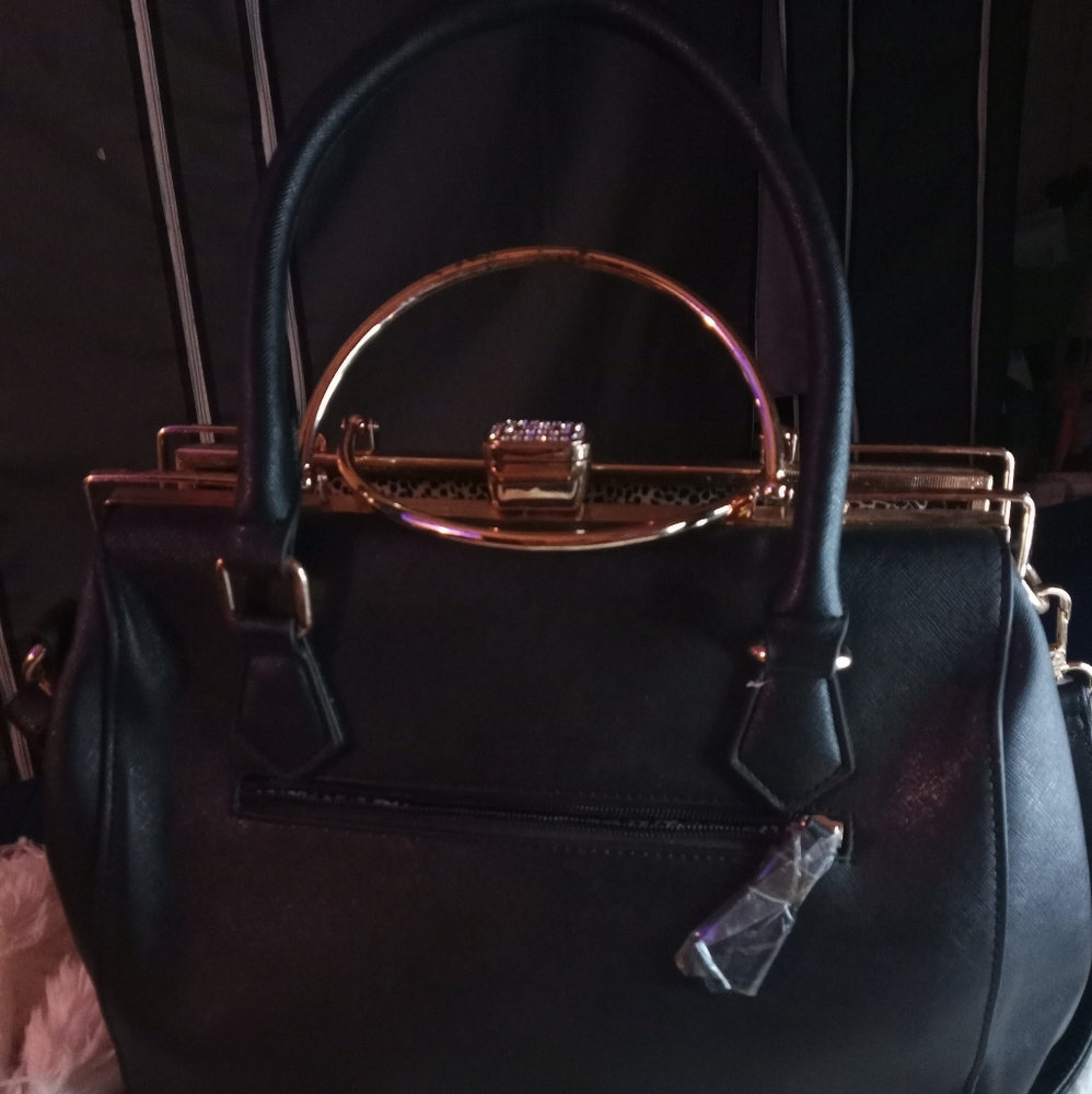 Handbag - Picture 4 of 5